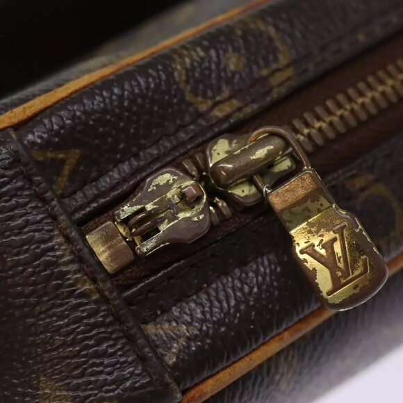 LOUIS VUITTON Monogram Pochette Gange Shoulder Bag - Picture 8 of 16